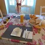 Mas Moise Bed & Breakfast