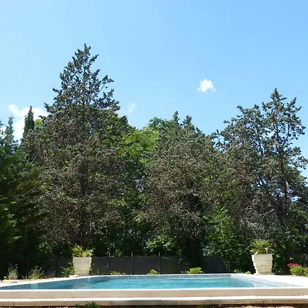 Oda ve Kahvaltı Mas Moise Sauve