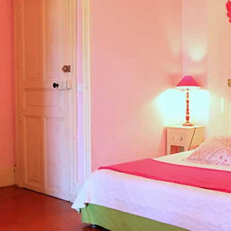 Mas Moise Bed & Breakfast Sauve