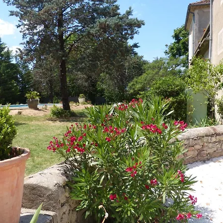 Oda ve Kahvaltı Mas Moise Sauve