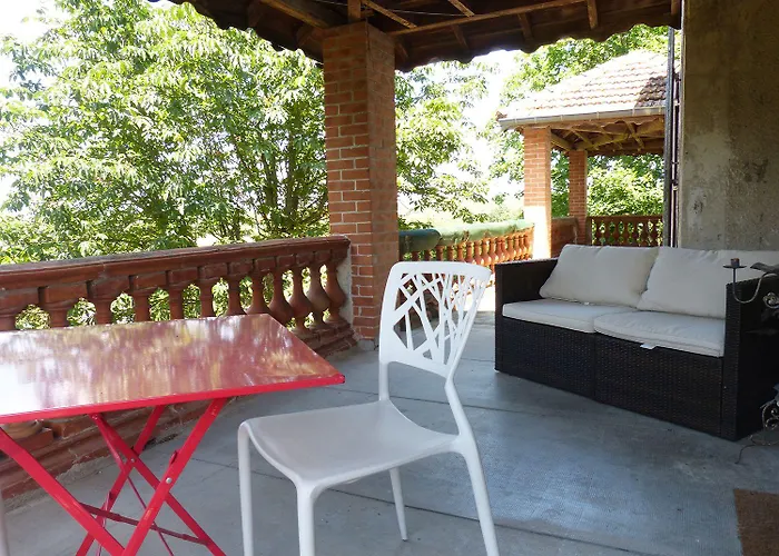 Couette-café Mas Moise 2*